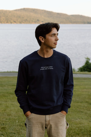I Live Where People Vacation – Classic Cotton Sweatshirt (Blue Edition)