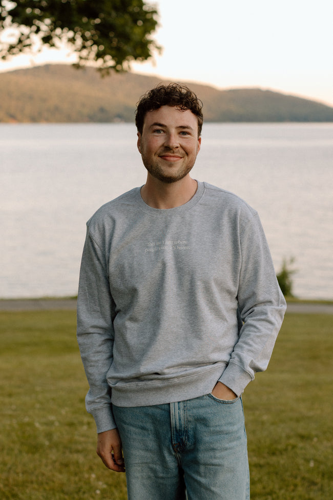 I Live Where People Vacation – Classic Cotton Sweatshirt (Gray Edition)